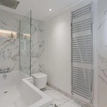 3 Bed In Oc-86490 Harrogate